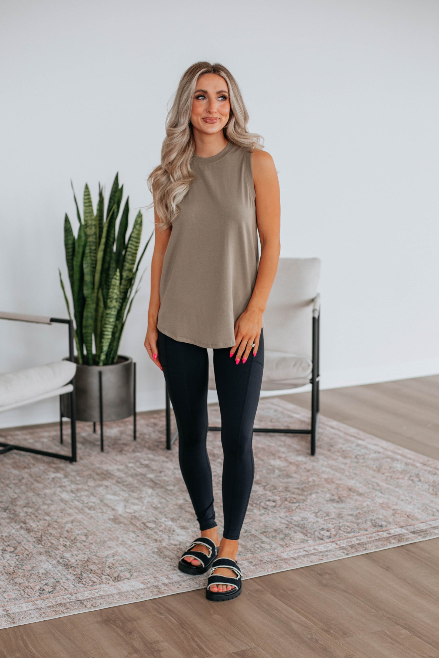 Elandra Basic Tank - Mushroom