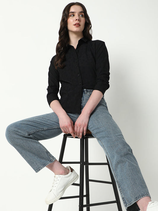 Women's Black Comfort Spread Collar Textured Relaxed Fit Casual Shirt