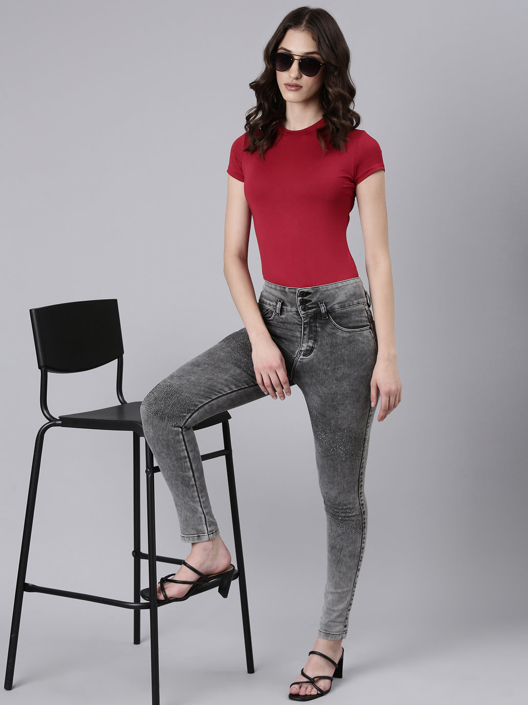 Women's Grey Slim Fit Mid-Rise Heavy Fade Acid Wash Denim Jeans