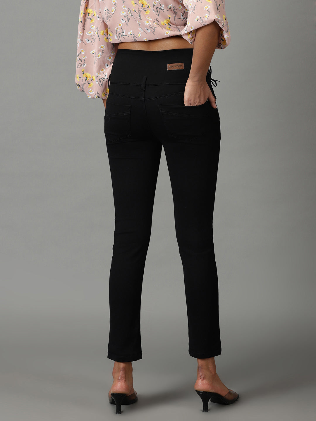 Women's Black Slim Fit High-Rise Stretchable Cropped Jeans